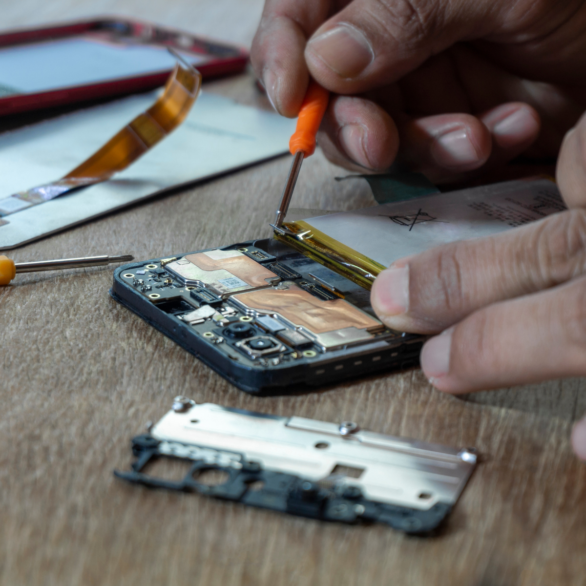 How to Identify Genuine Mobile Phone Parts
